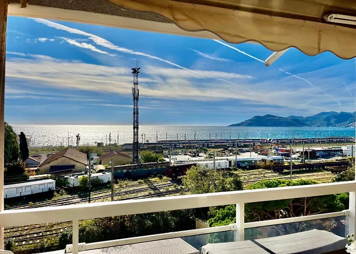 L'eburneen Yourhosthelper Apartmán