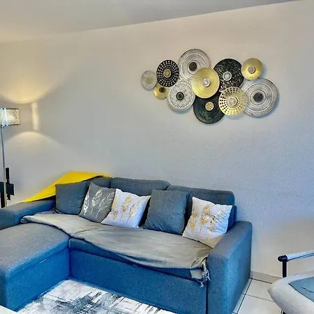 L'eburneen Apartman *